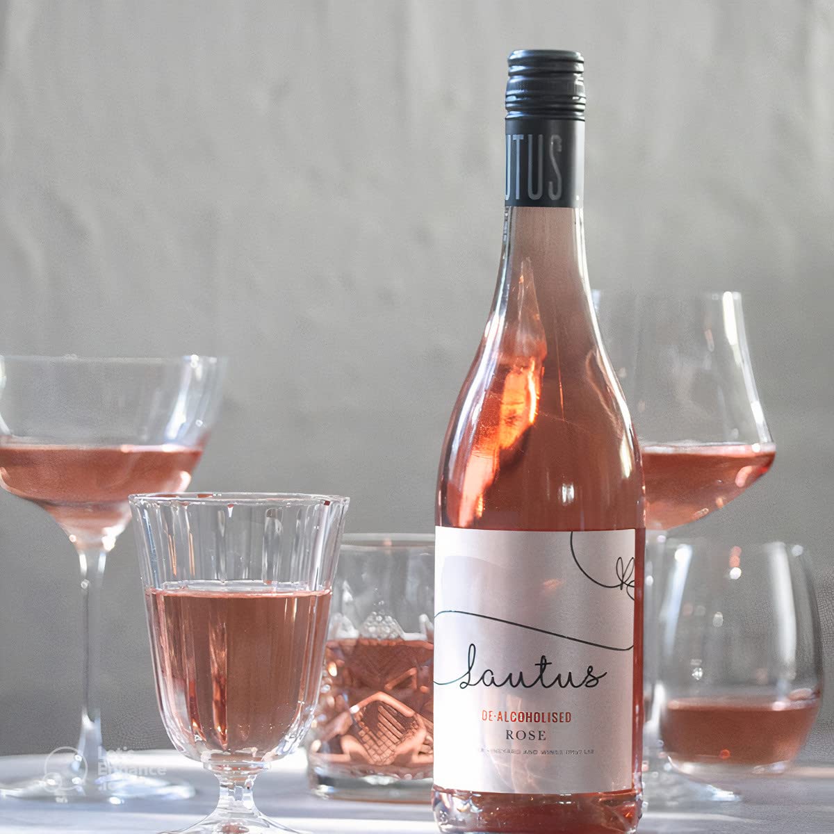 Lautus Non-Alcoholic Rosé Wine - Image 2